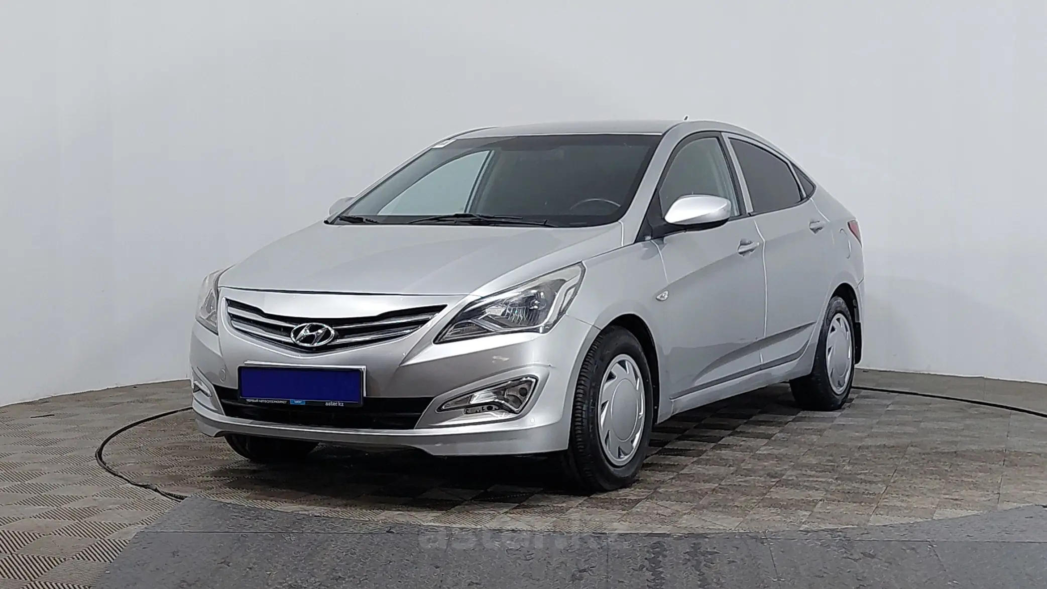 Hyundai Accent 2015