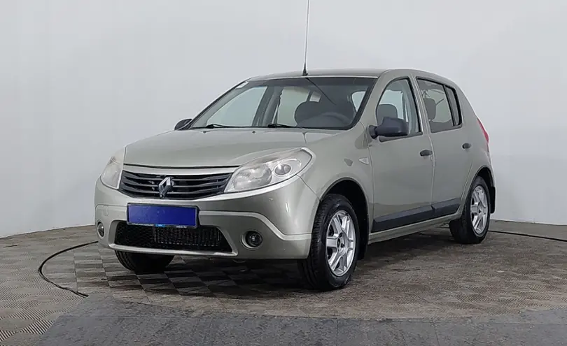 Renault Sandero 2013 года за 2 880 000 тг. в Астана