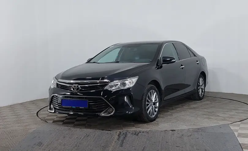 Toyota Camry 2015 года за 10 900 000 тг. в Астана