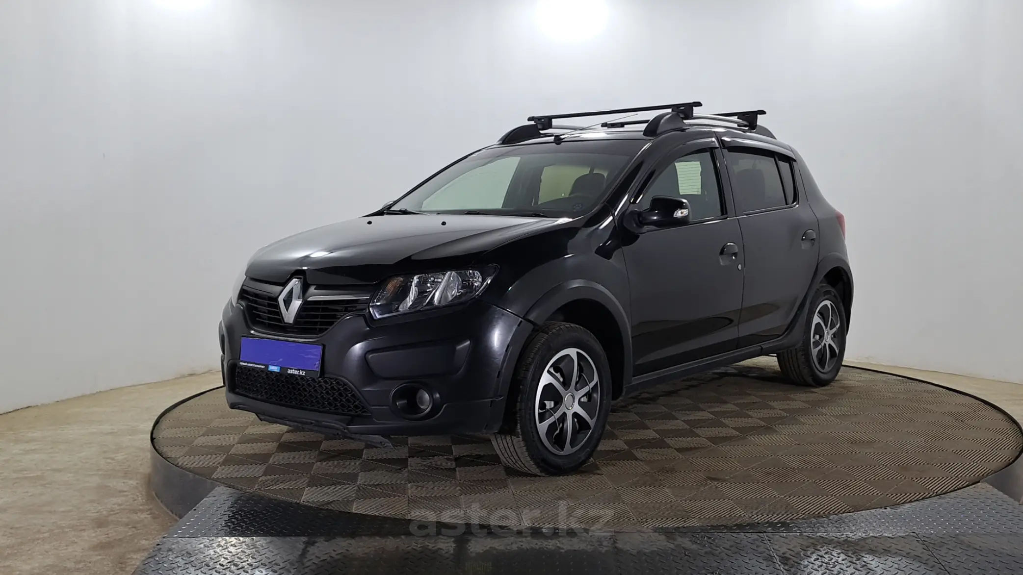 Renault Sandero 2015