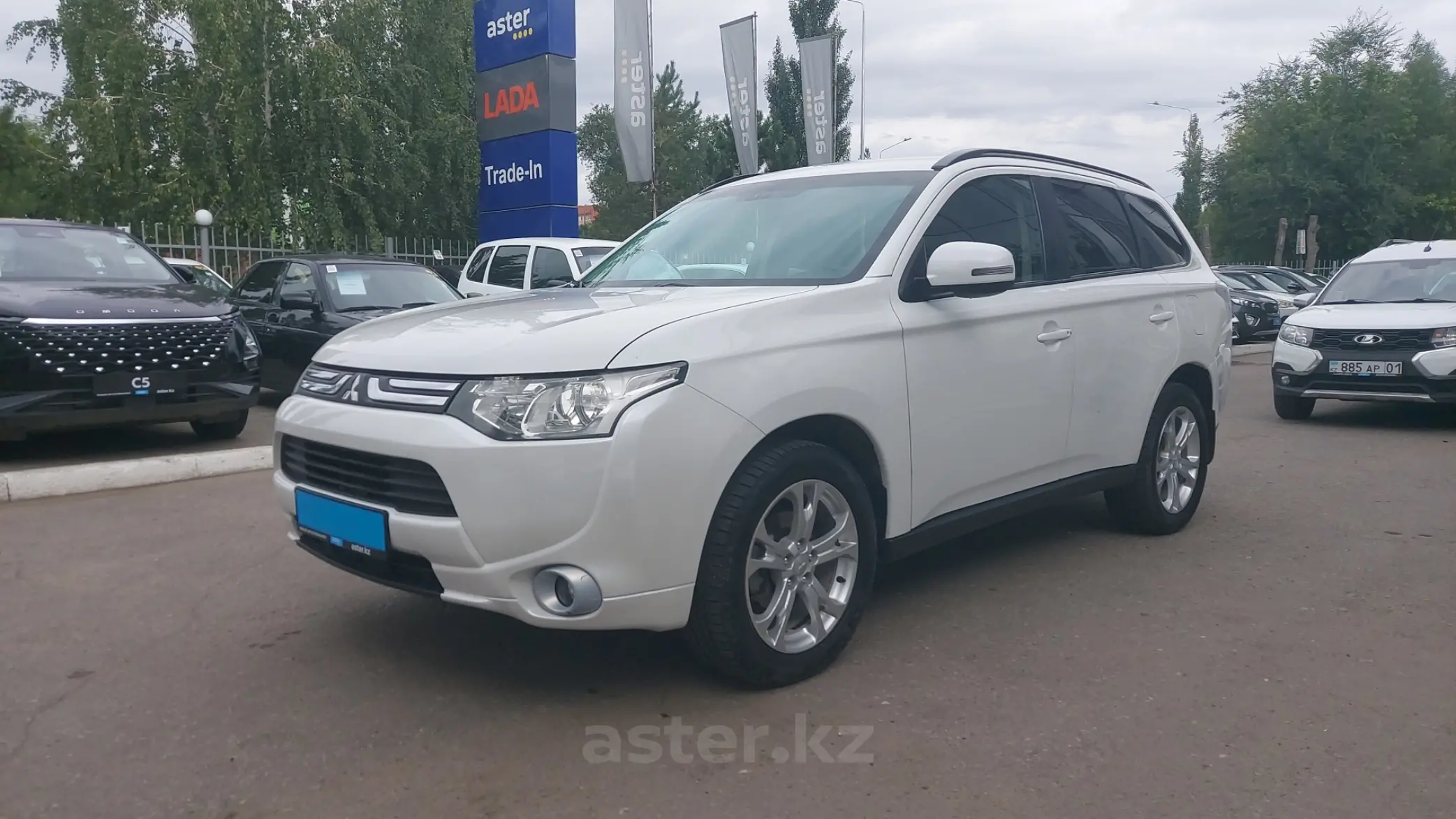 Mitsubishi Outlander 2013