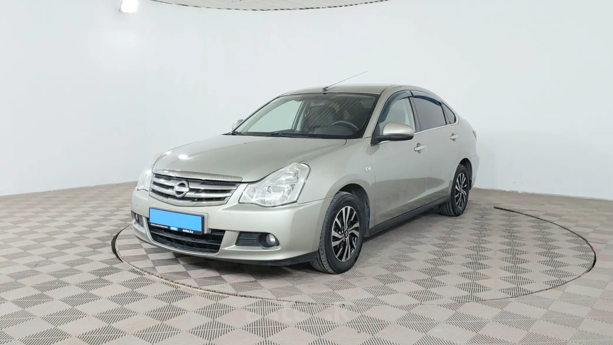 Nissan Almera 2014