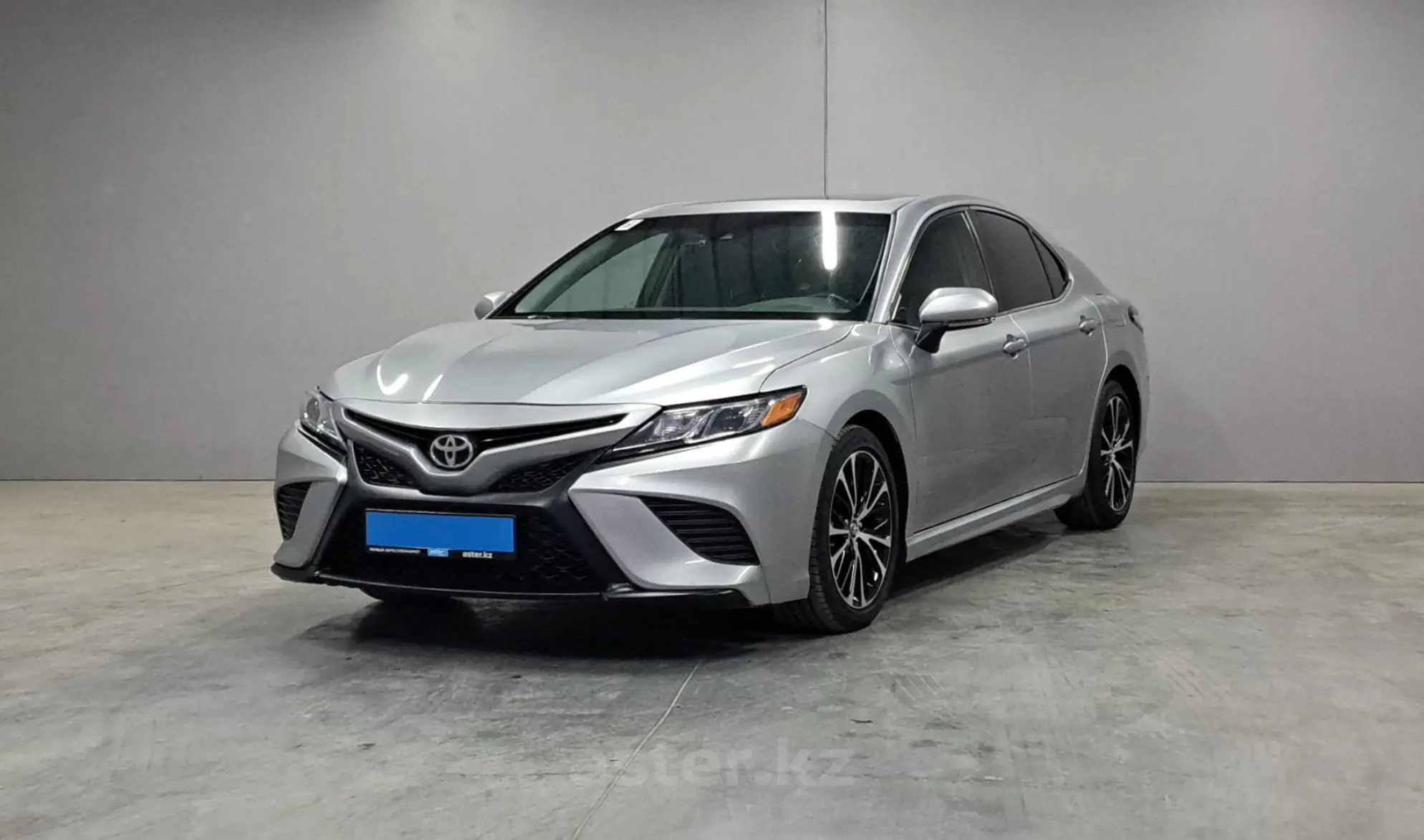 Toyota Camry 2018