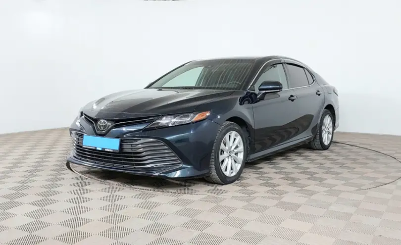 Toyota Camry 2018 года за 12 390 000 тг. в Шымкент