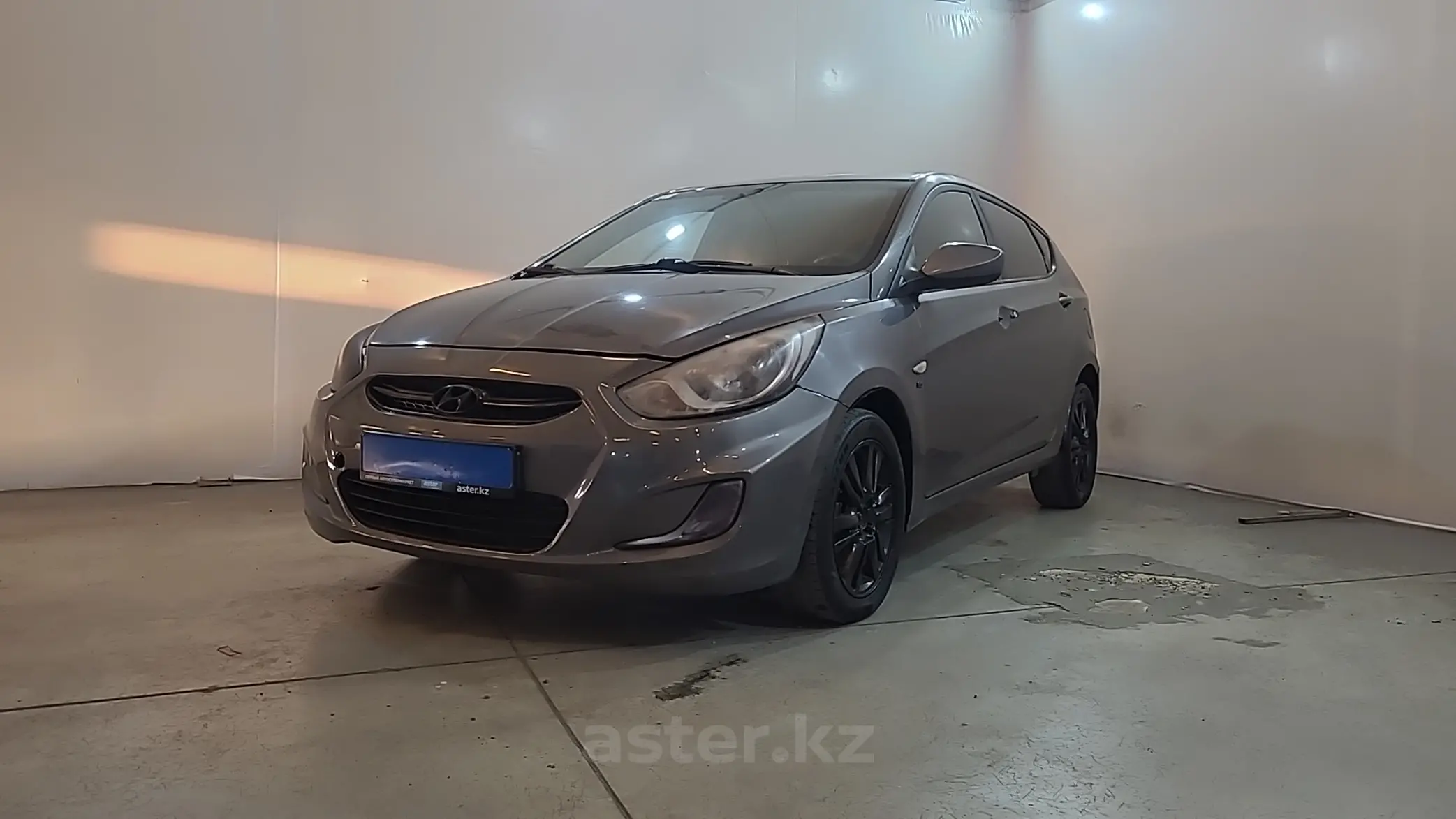 Hyundai Accent 2013