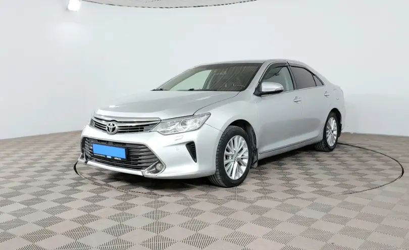 Toyota Camry 2015 года за 11 250 000 тг. в Шымкент
