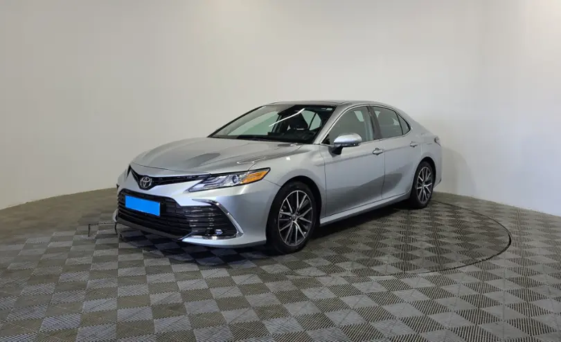 Toyota Camry 2021 года за 19 474 000 тг. в Алматы