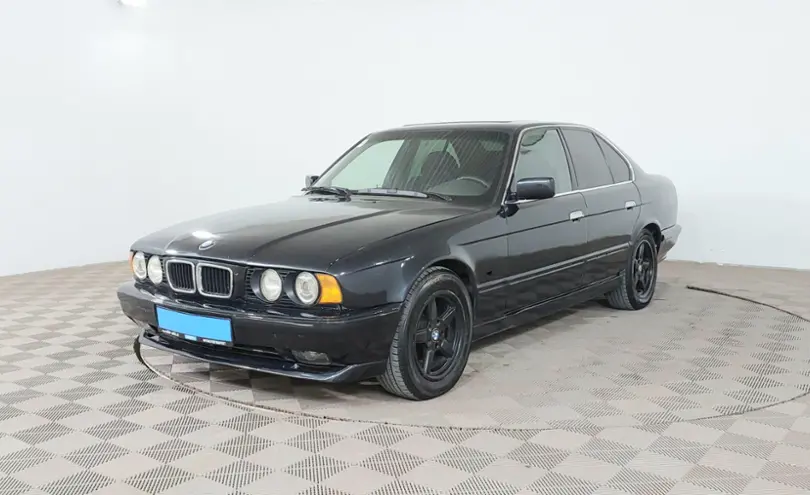 БМВ 525 1995. BMW 525 1995.