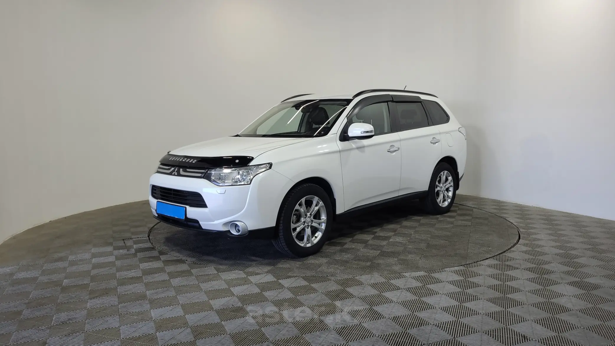 Mitsubishi Outlander 2013