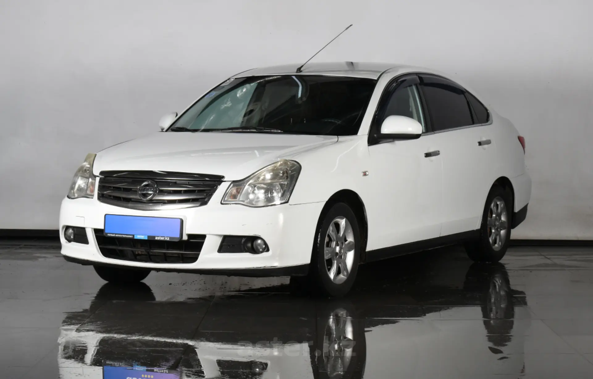 Nissan Almera 2014