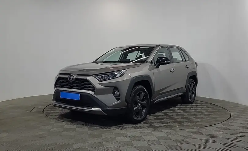 Toyota RAV4 2022 года за 18 843 000 тг. в Алматы