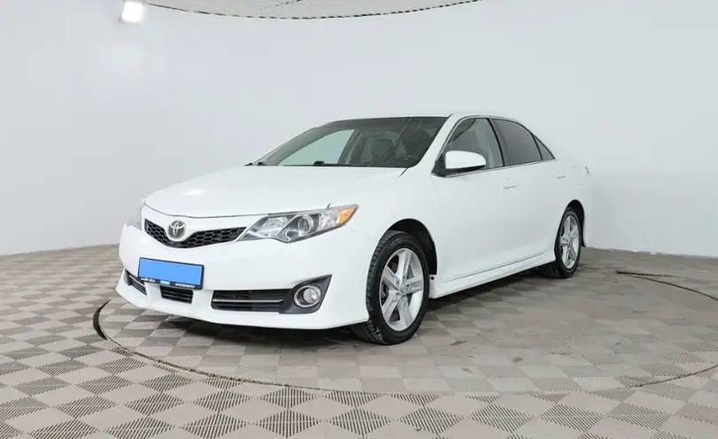 Toyota Camry 2014 года за 10 320 000 тг. в Шымкент