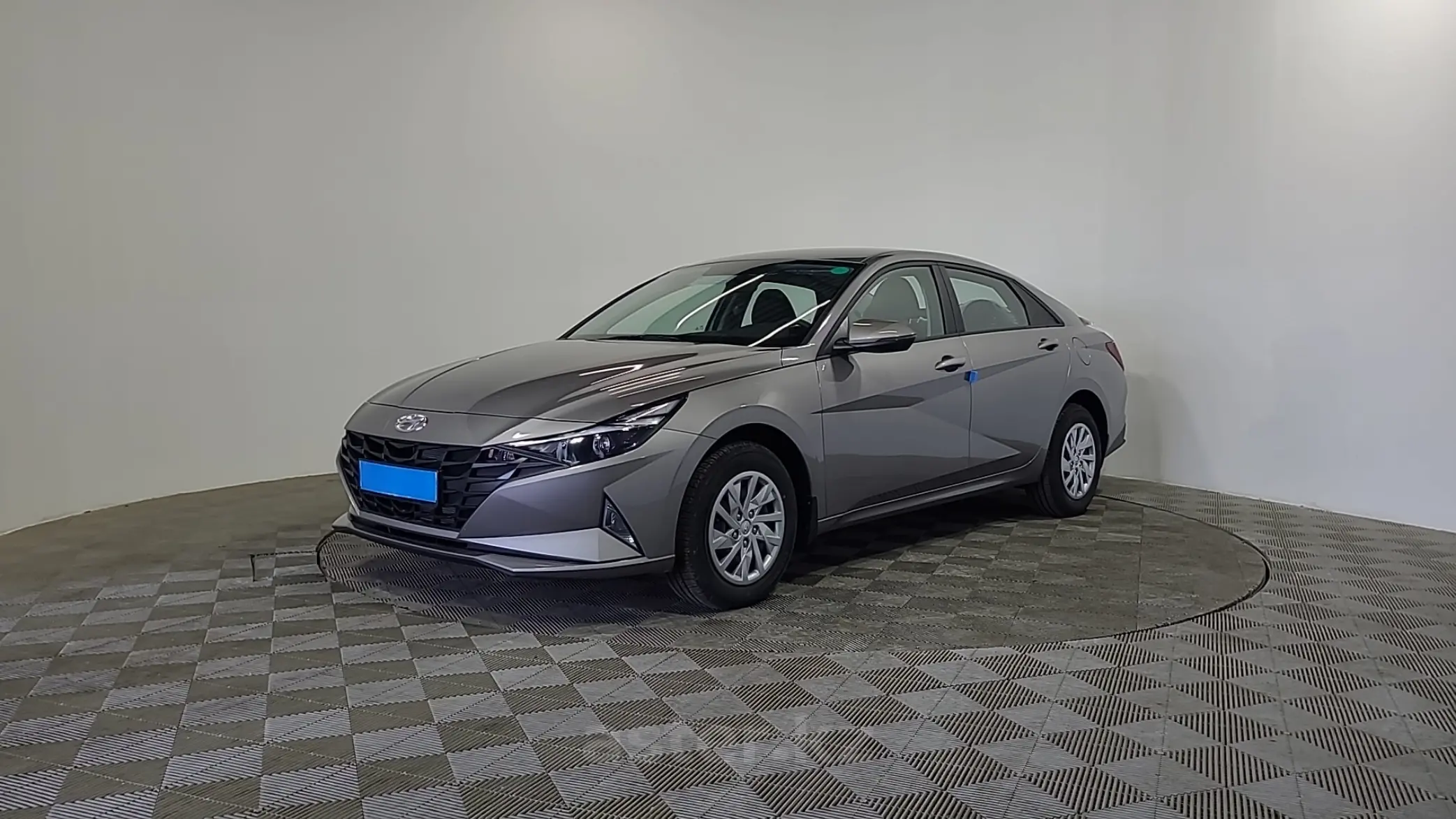 Hyundai Elantra 2022