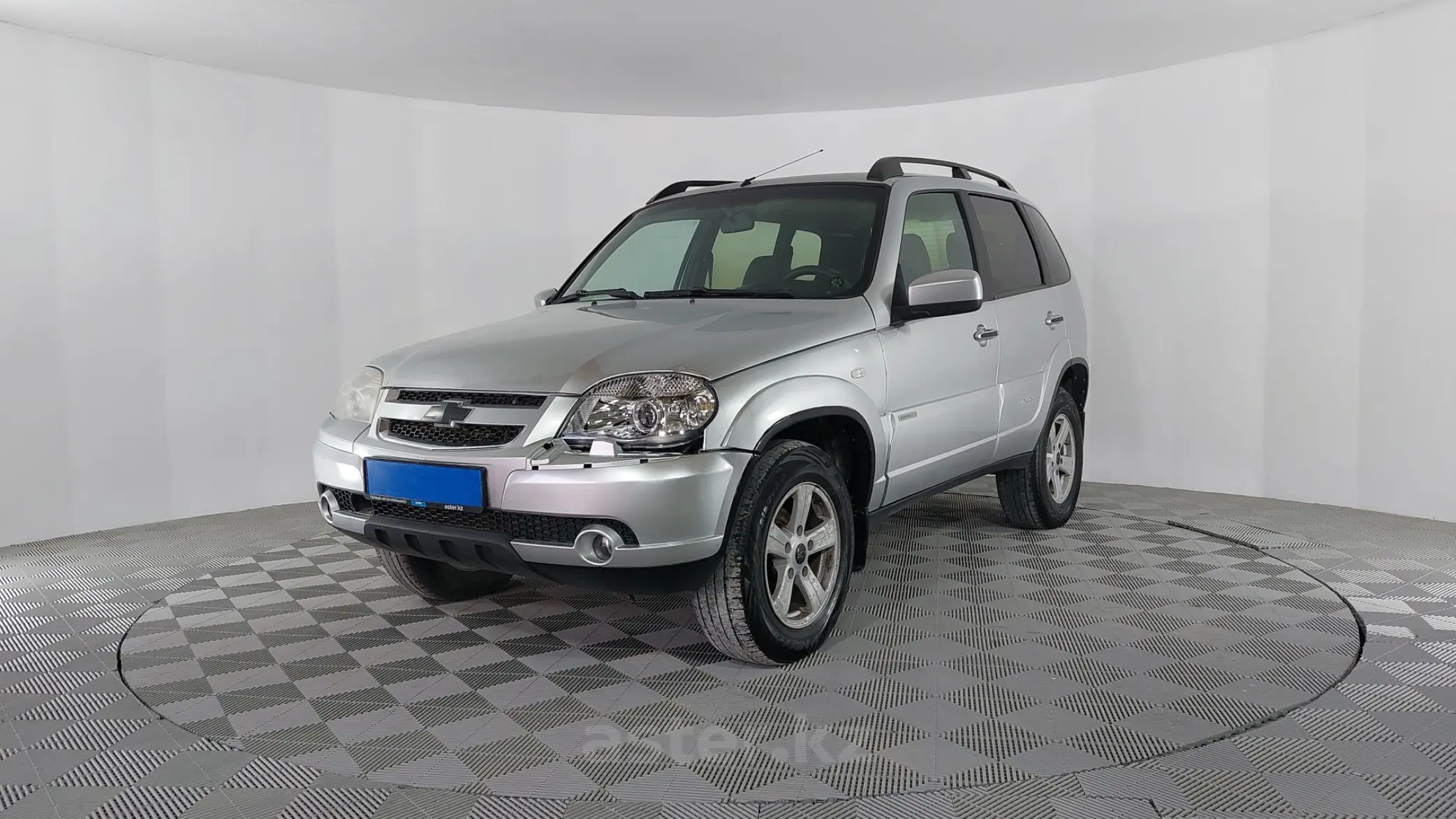 Chevrolet Niva 2013