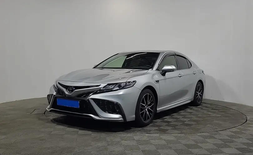 Toyota Camry 2022 года за 20 990 000 тг. в Алматы