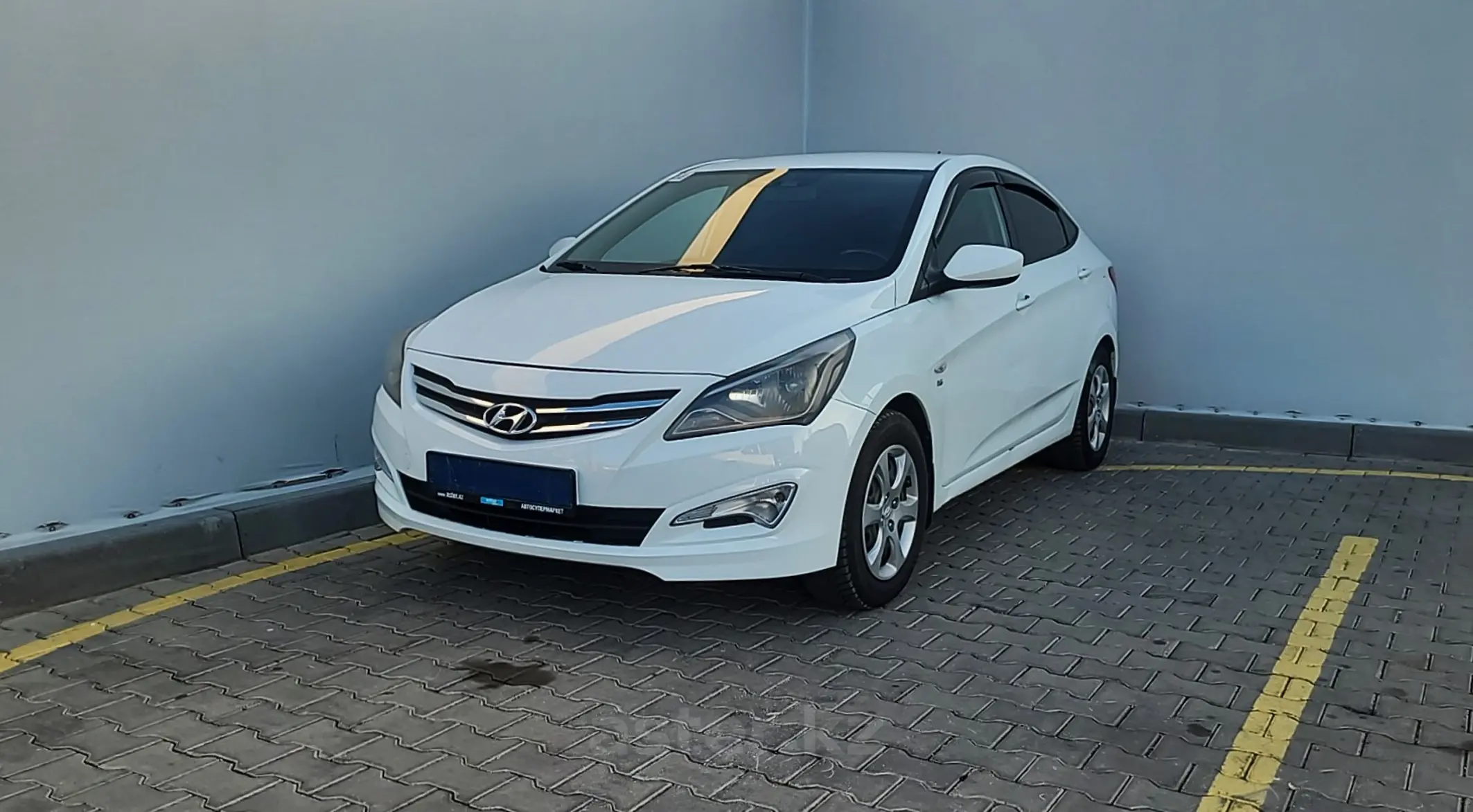 Hyundai Accent 2015