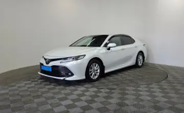 Toyota Camry 2018 года за 14 700 000 тг. в Алматы фото 1
