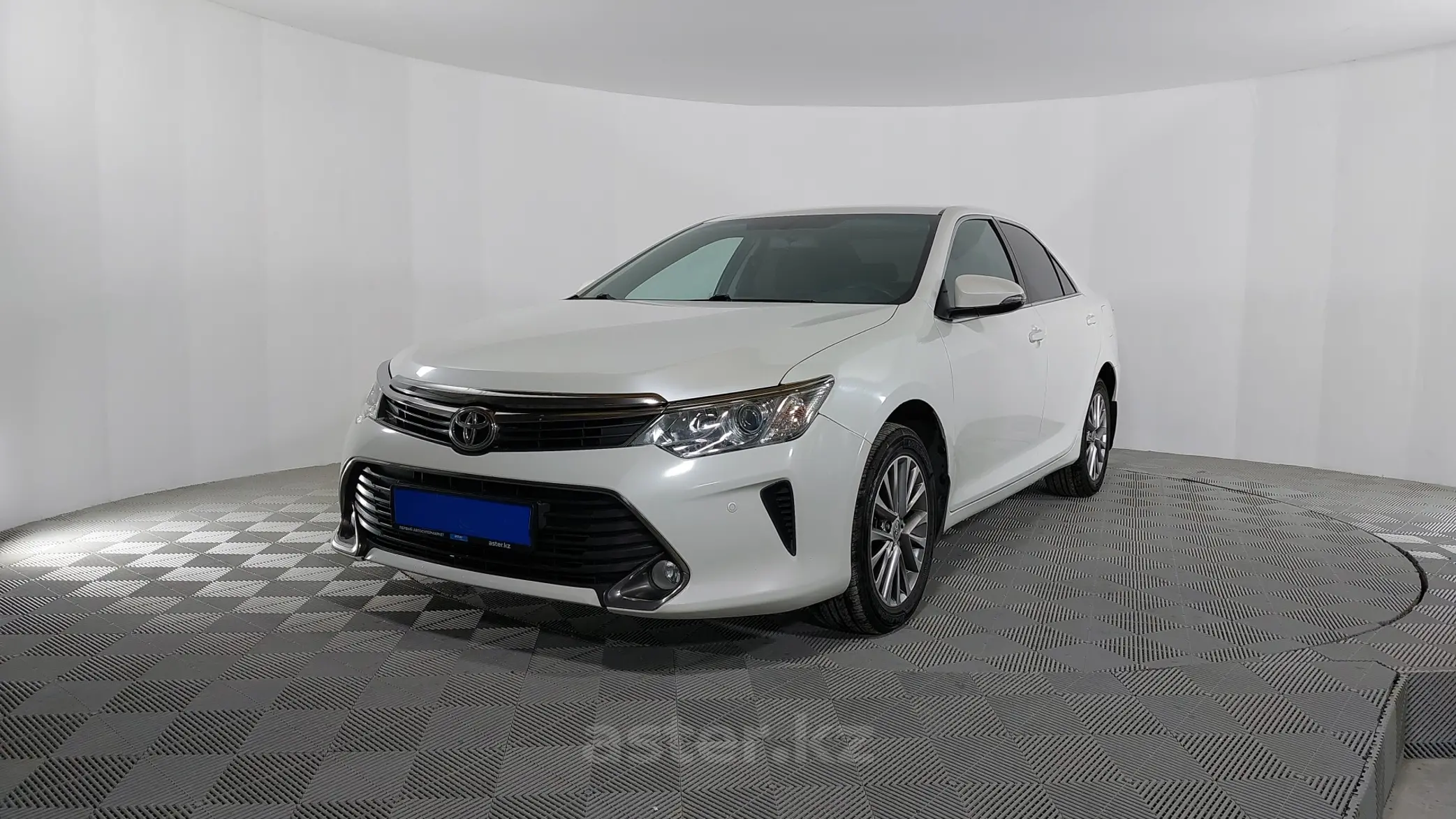 Toyota Camry 2015