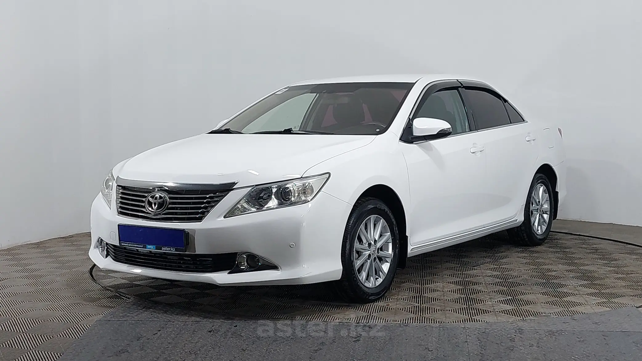 Toyota Camry 2014