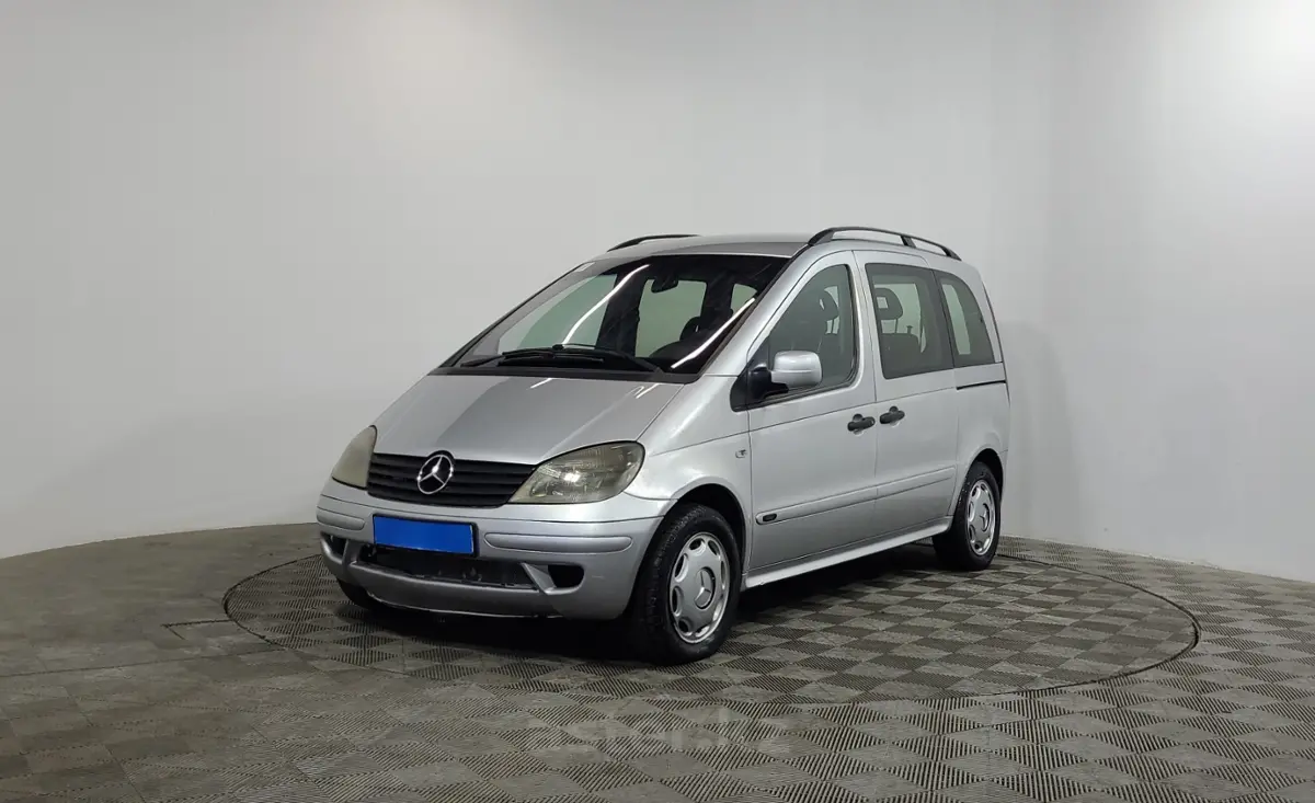 2002 Mercedes-Benz Vaneo