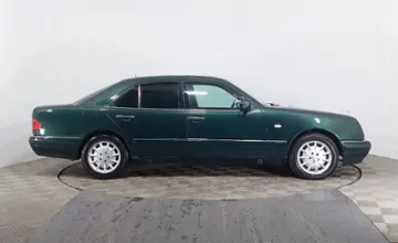 Mercedes-Benz E-Класс 1997 года за 2 600 000 тг. в Астана фото 4