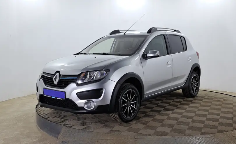 Renault Sandero 2015 года за 3 989 000 тг. в Актобе
