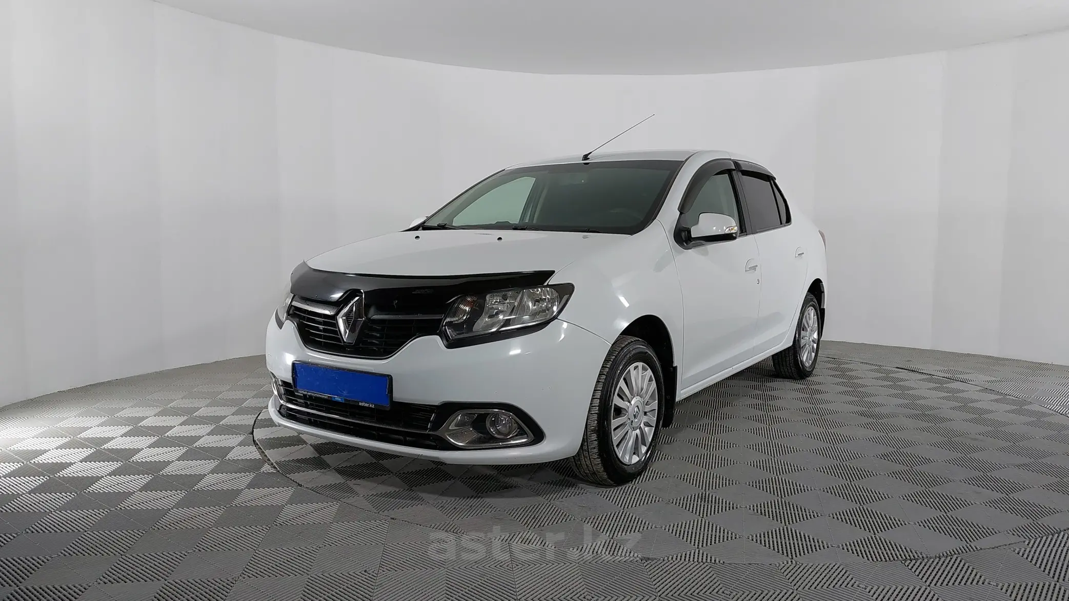 Renault Logan 2015