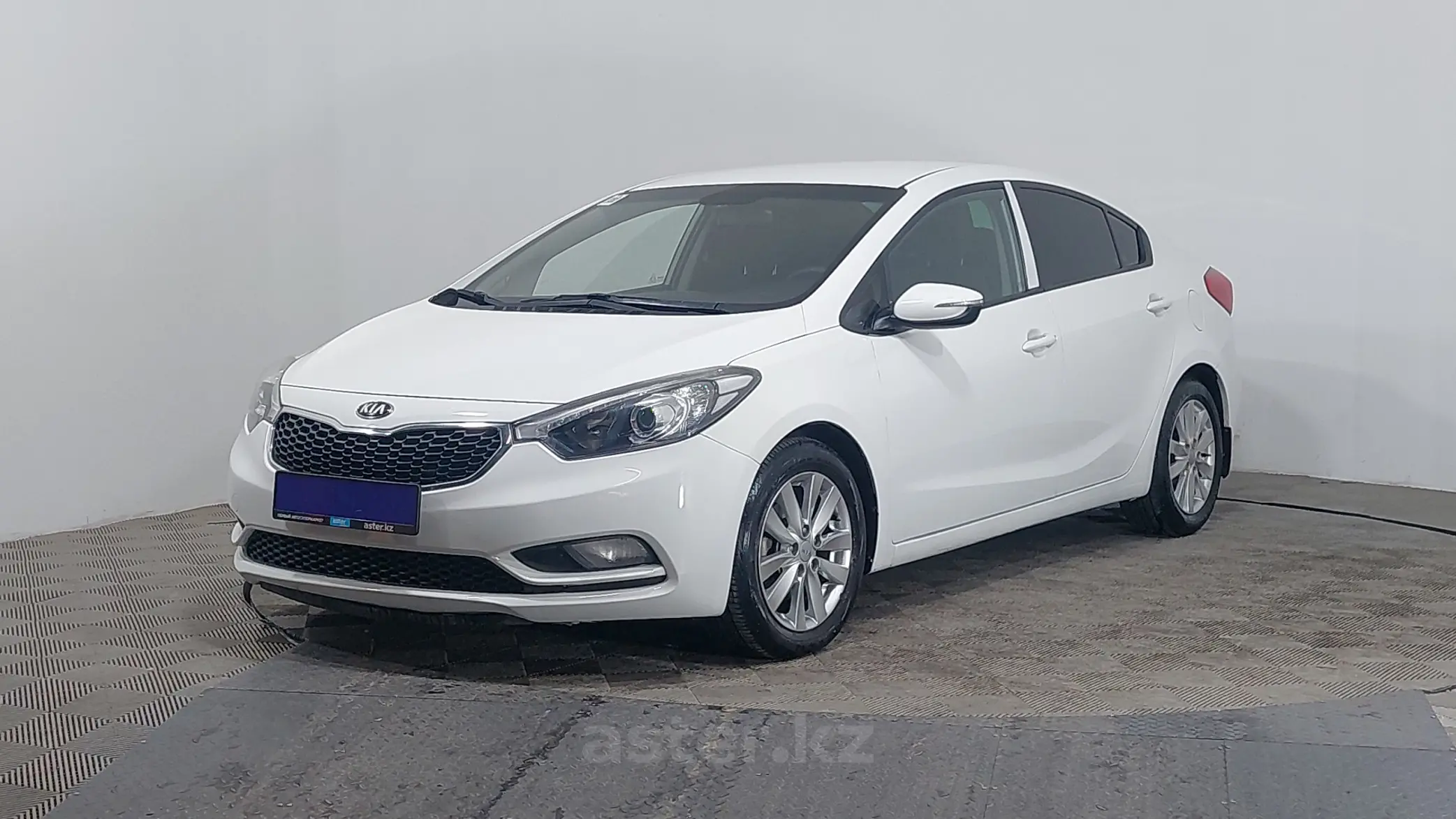 Kia Cerato 2013