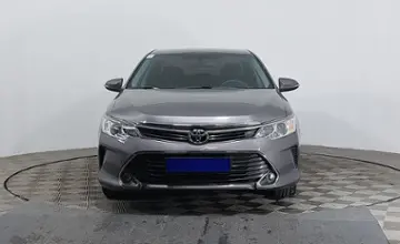 Toyota Camry 2015 года за 10 890 000 тг. в Астана фото 2