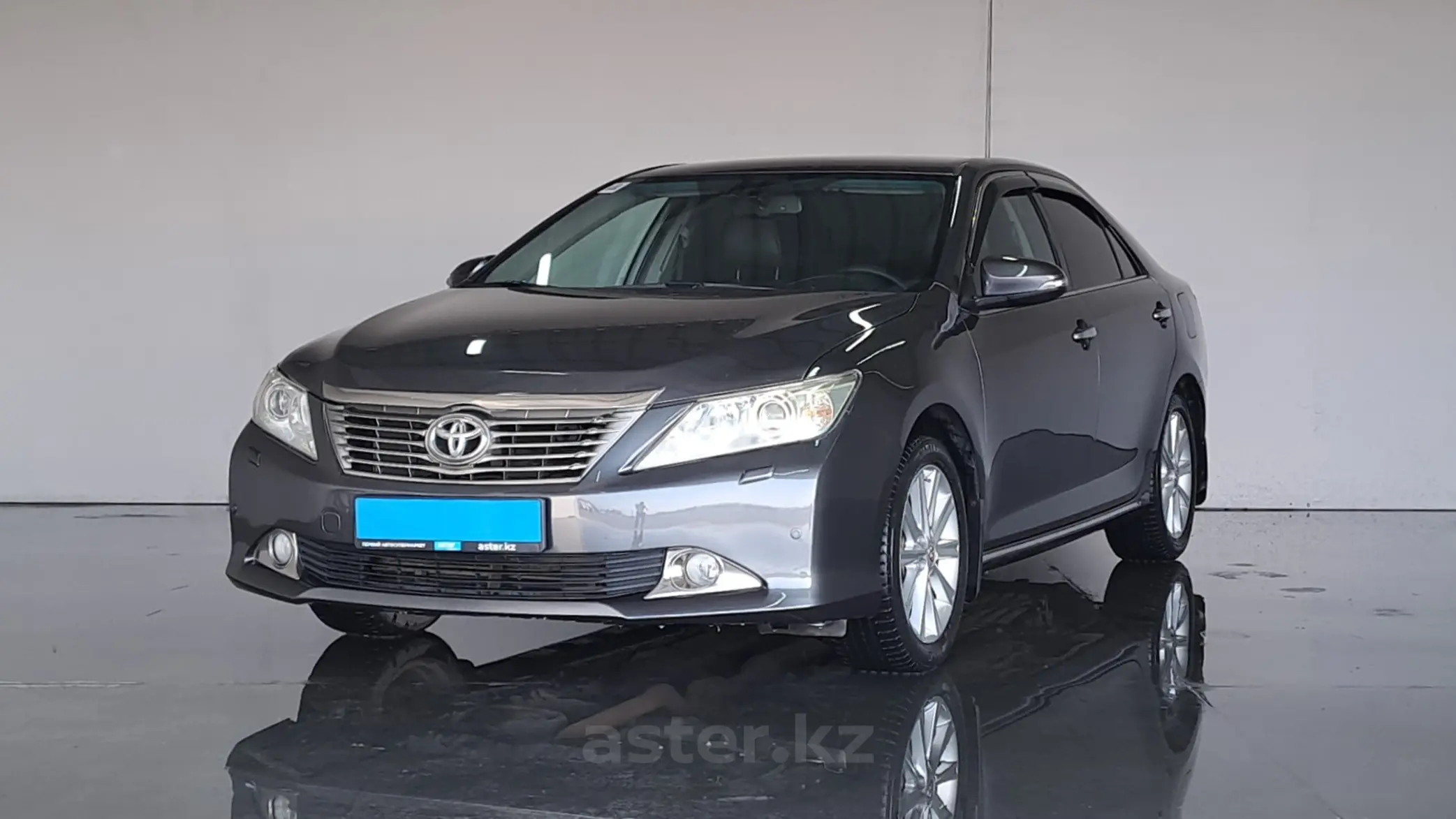 Toyota Camry 2013