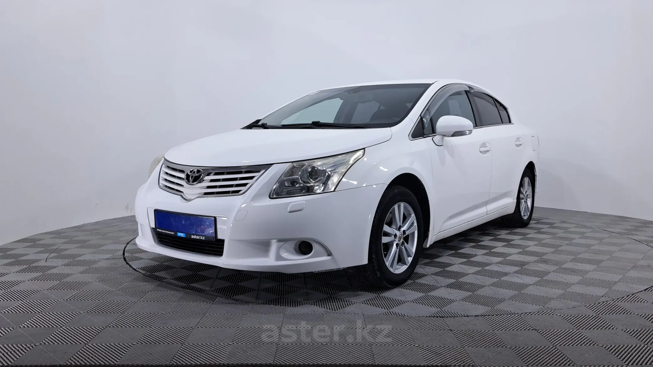 Toyota Avensis 2010