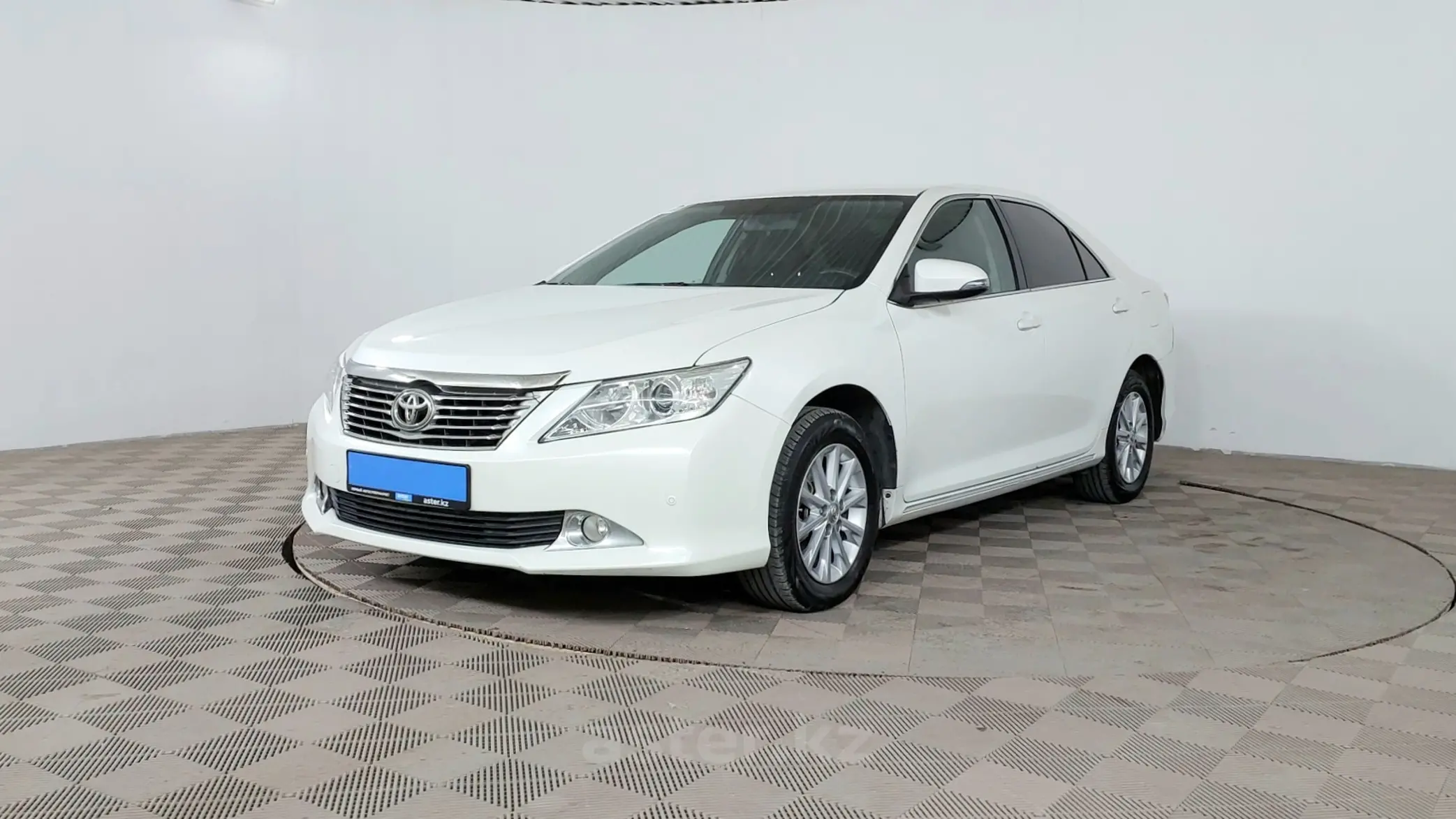 Toyota Camry 2014