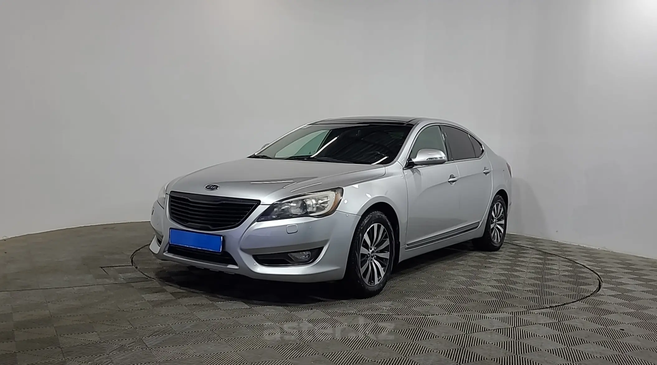 Kia Cadenza 2012