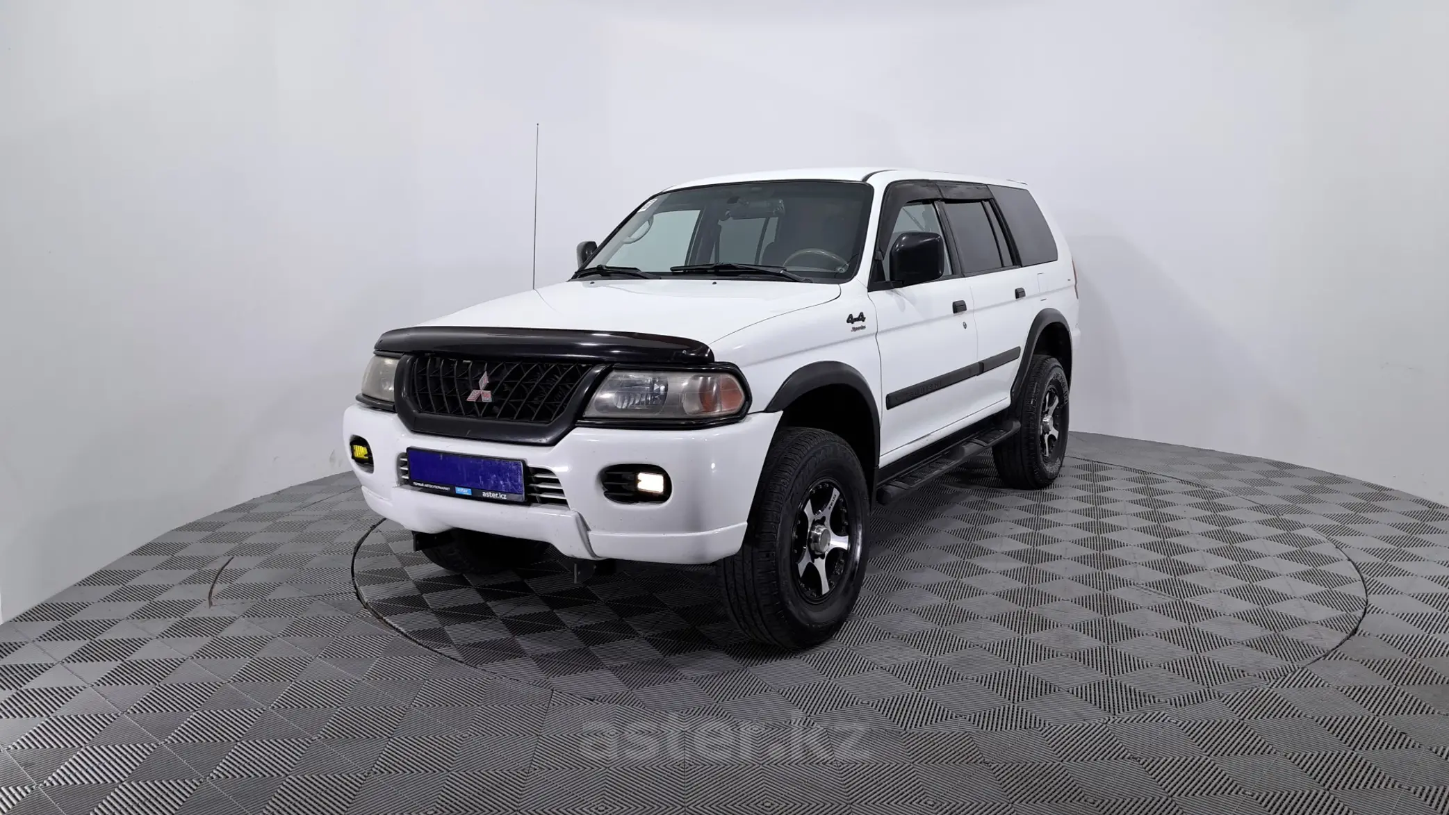 Mitsubishi Montero Sport 1999