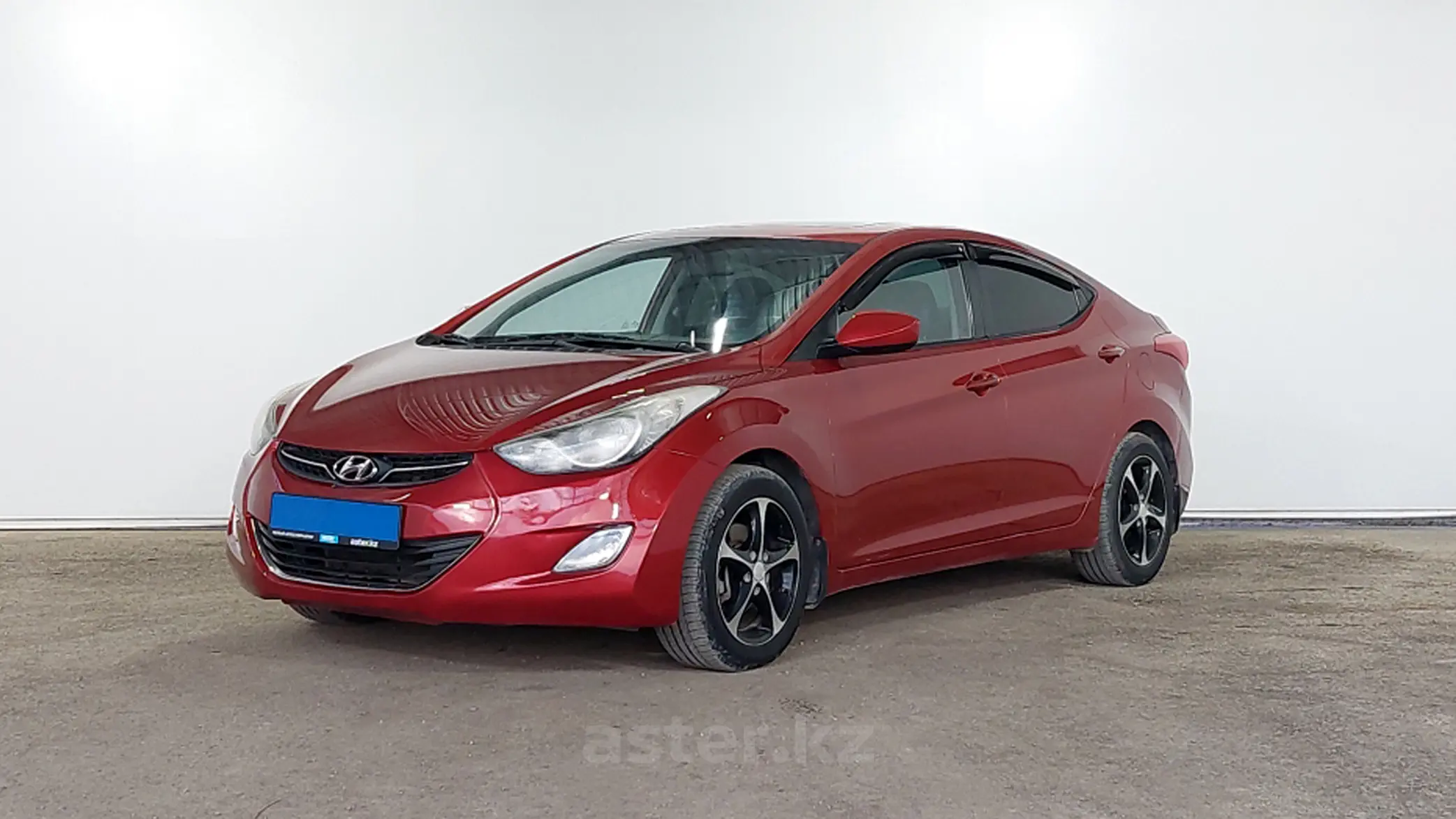 Hyundai Elantra 2013