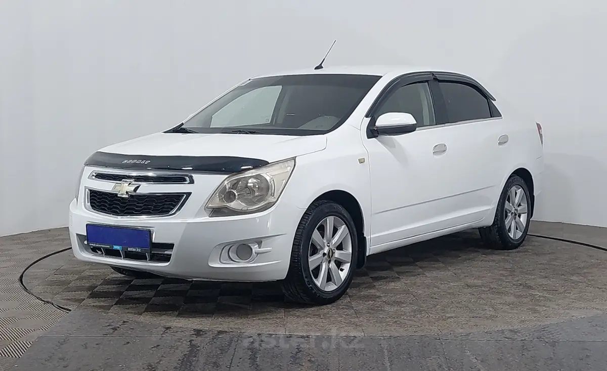 Cobalt 2014. Шевроле кобальт 2014.
