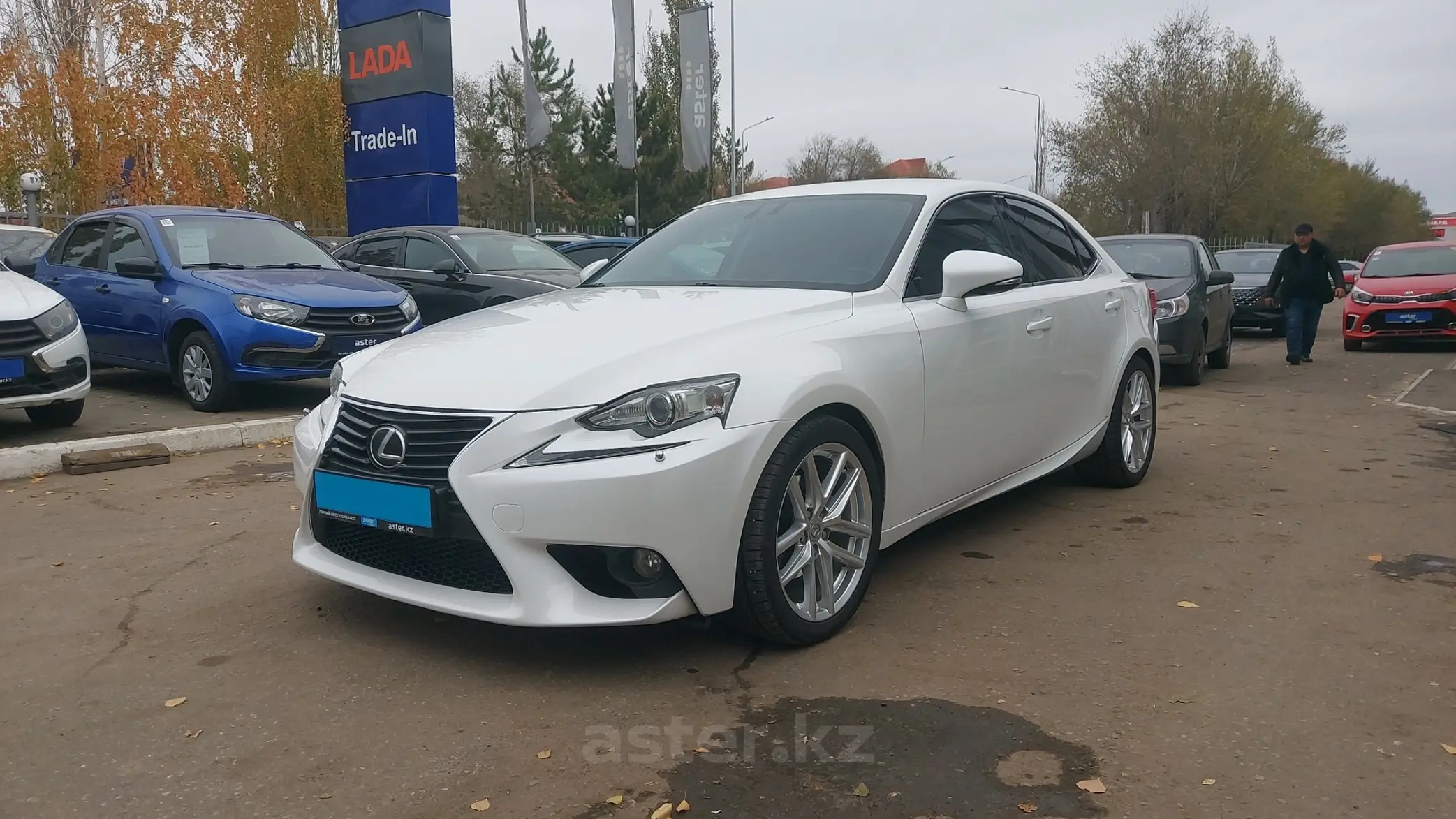 Lexus IS 2014