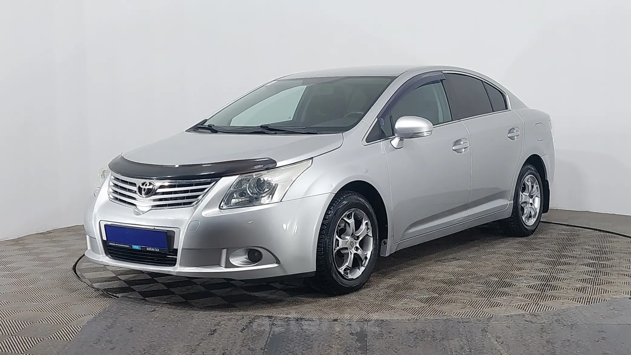 Toyota Avensis 2011