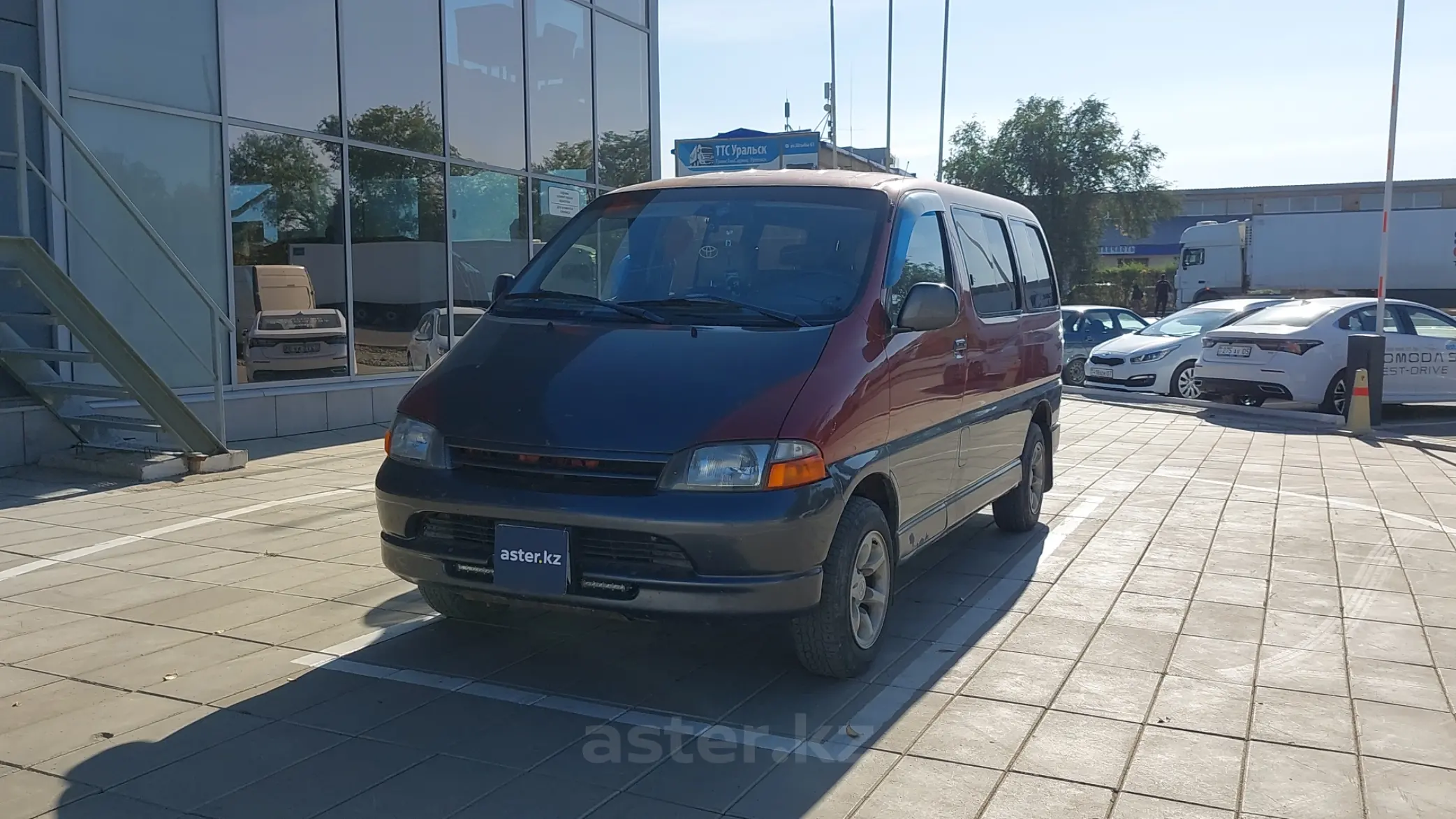 Toyota HiAce 2002