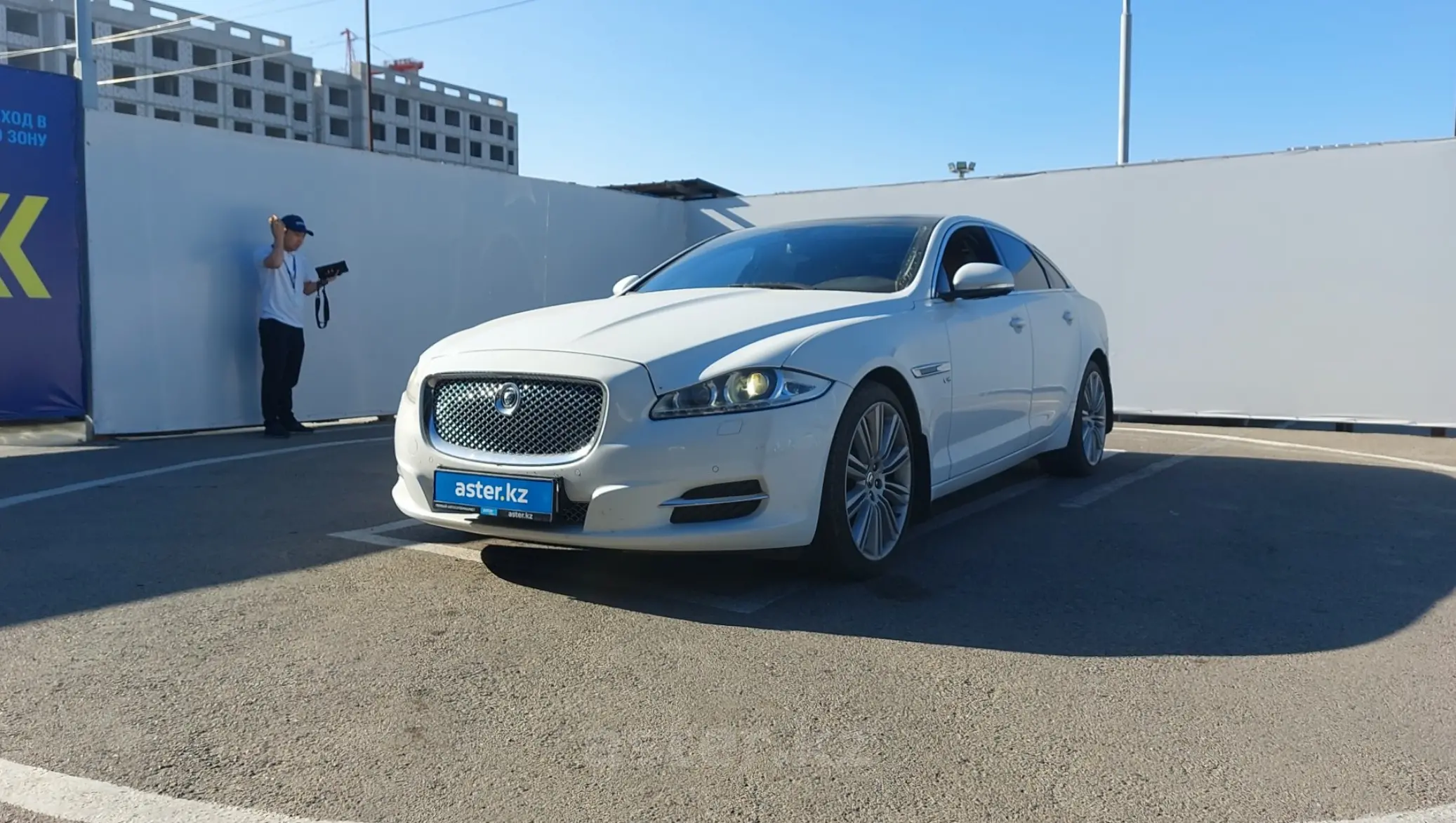 Jaguar XJ 2013