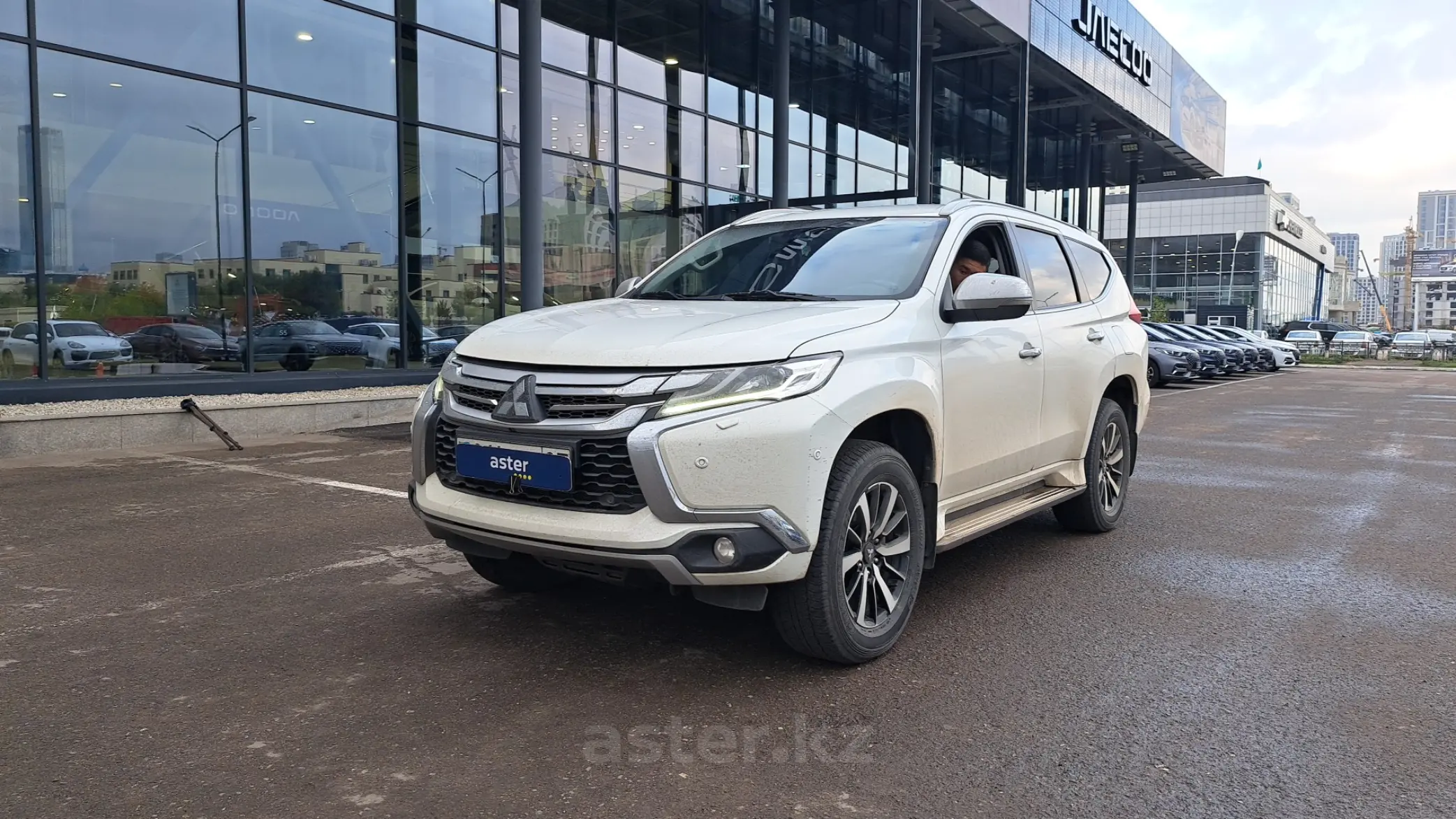 Mitsubishi Pajero Sport 2019