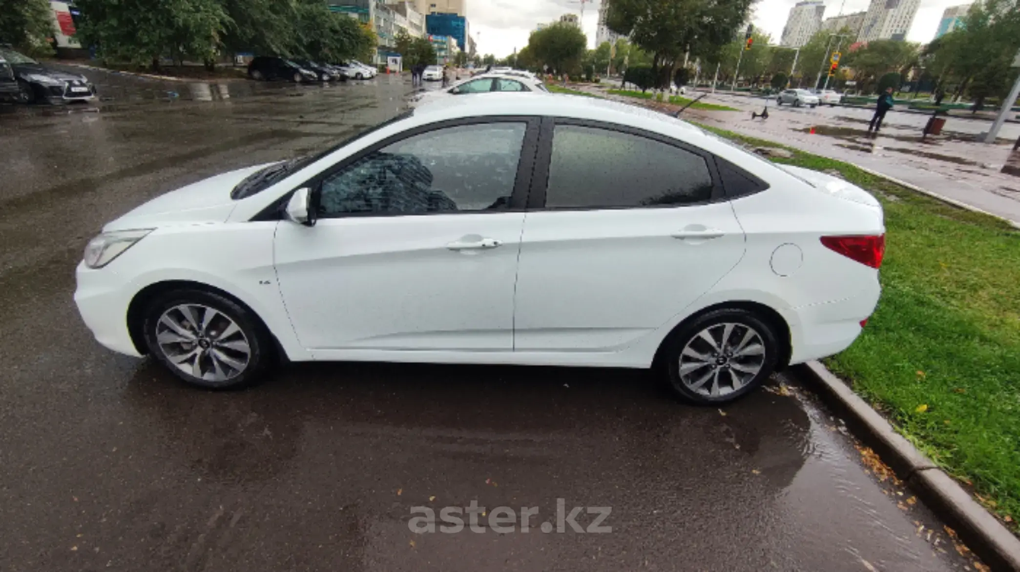 Hyundai Accent 2013