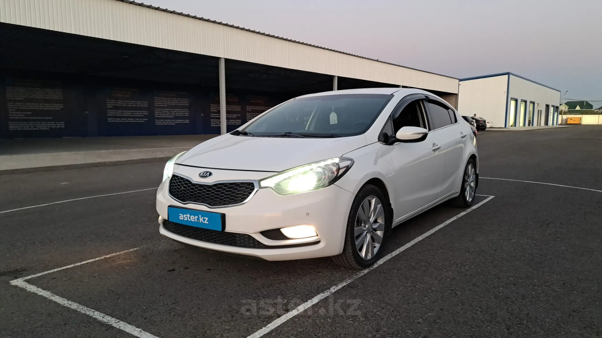 Kia Cerato 2013