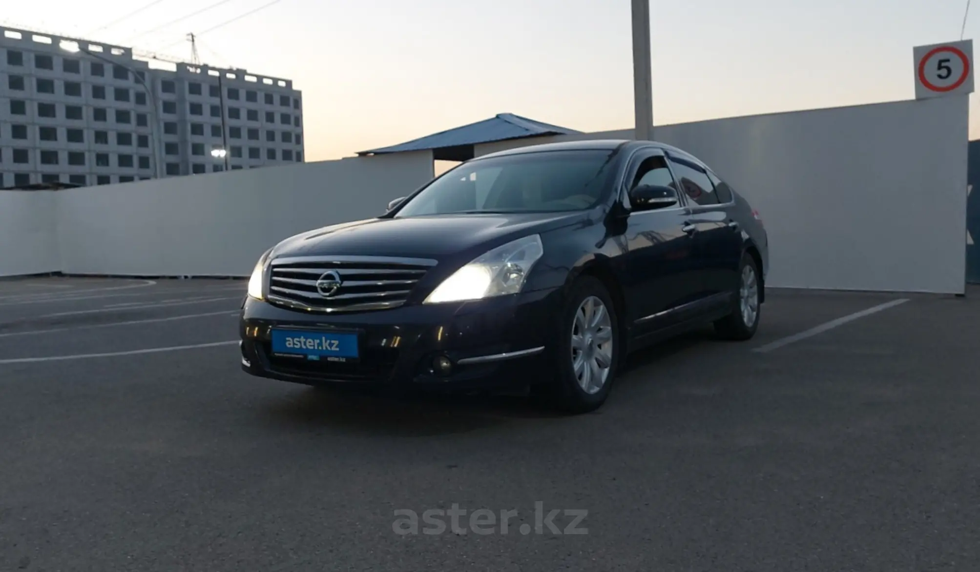 Nissan Teana 2010