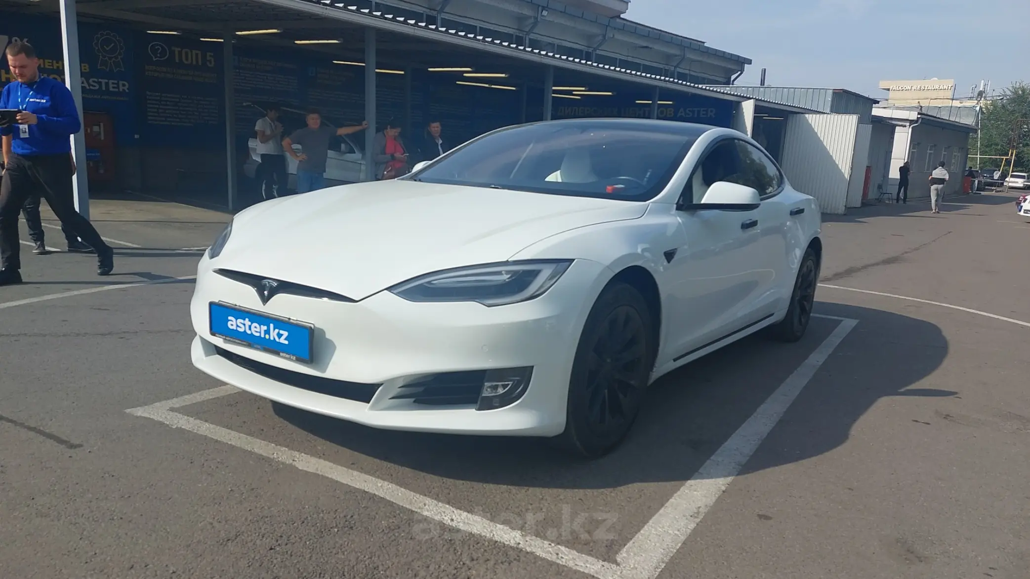 Tesla Model S 2018