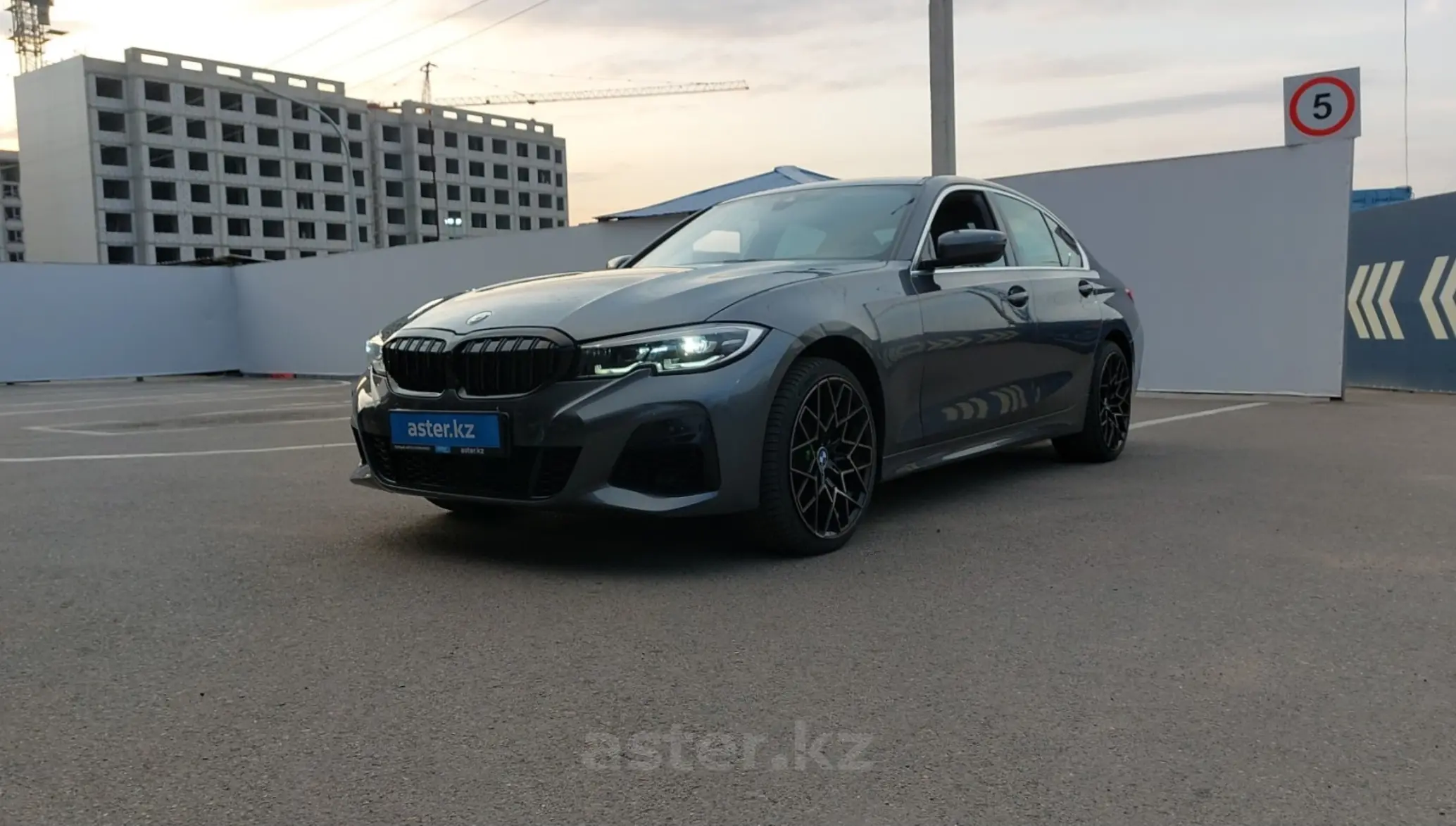 BMW 3 серии 2021