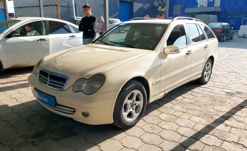 Mercedes-Benz C-Класс 2005 года за 2 300 000 тг. в Караганда