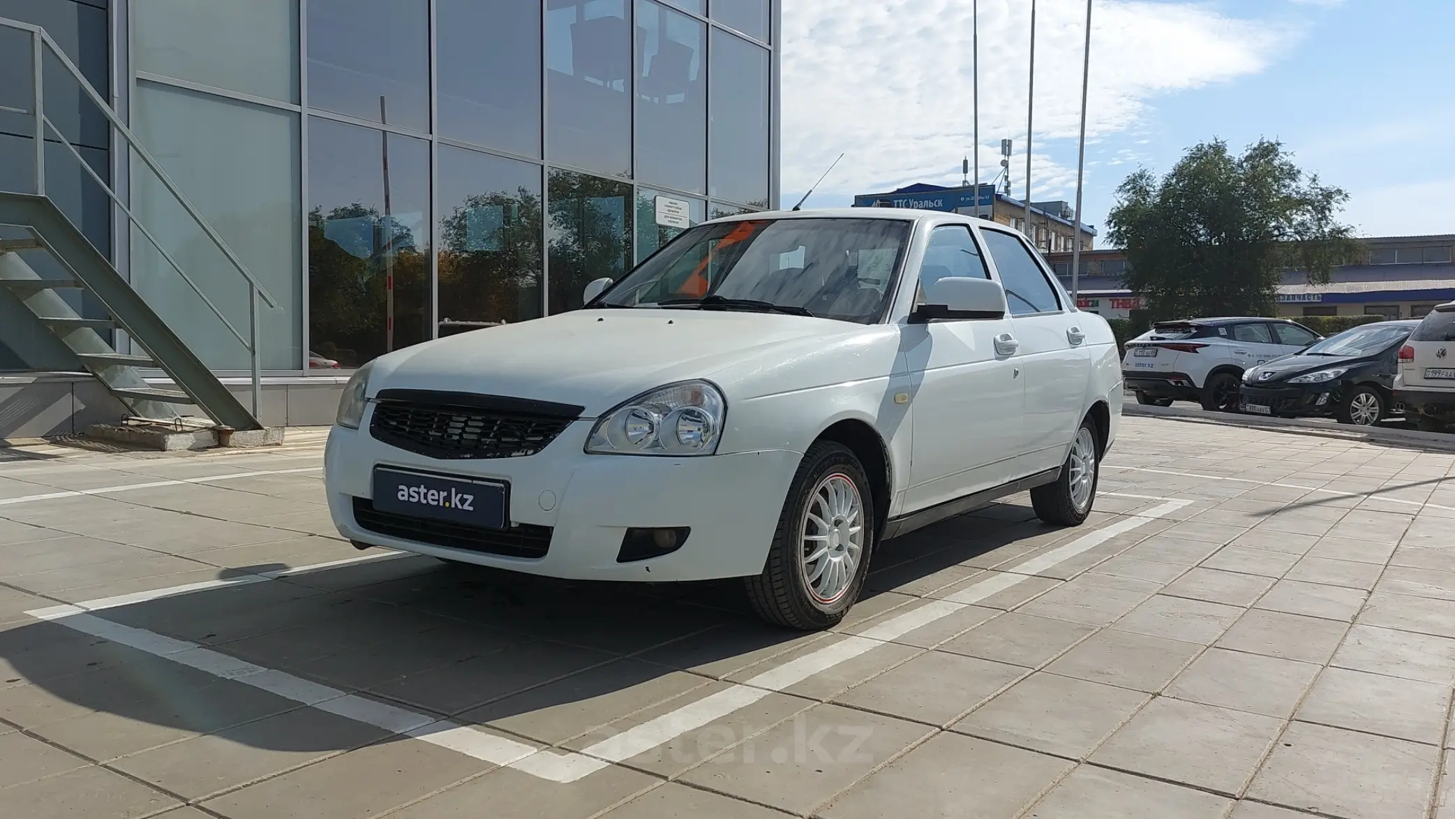 LADA (ВАЗ) Priora 2013