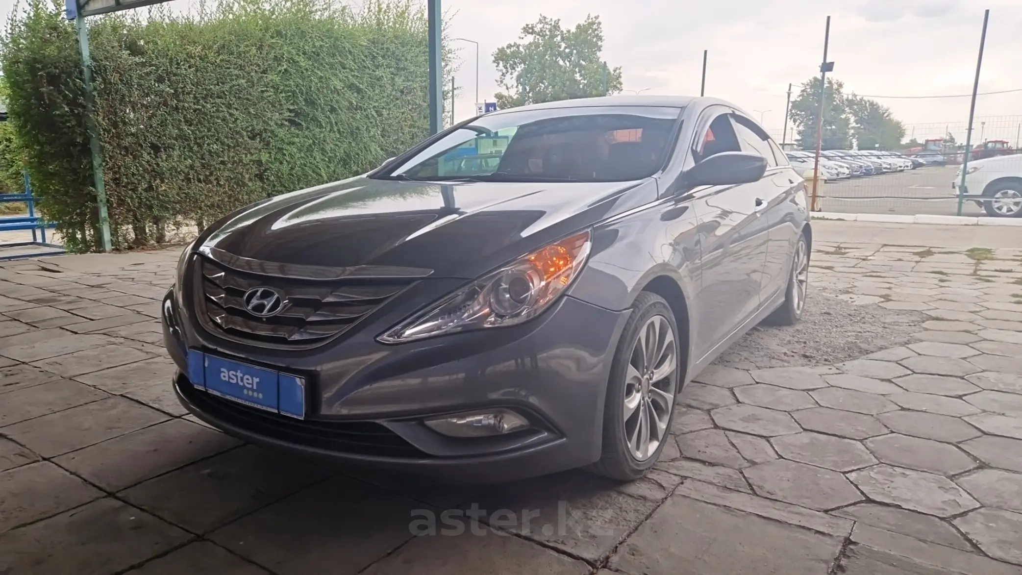 Hyundai Sonata 2010