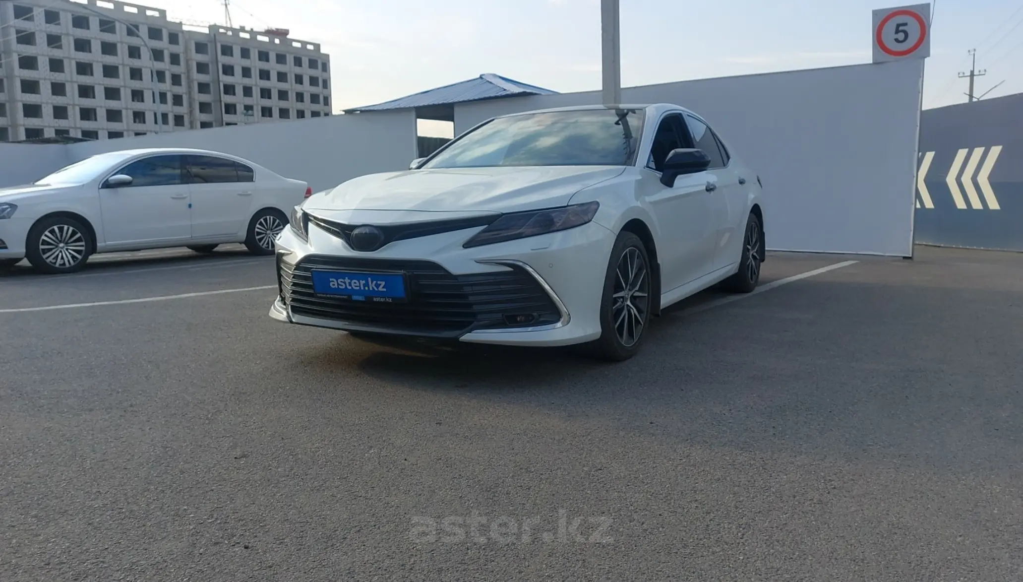 Toyota Camry 2021